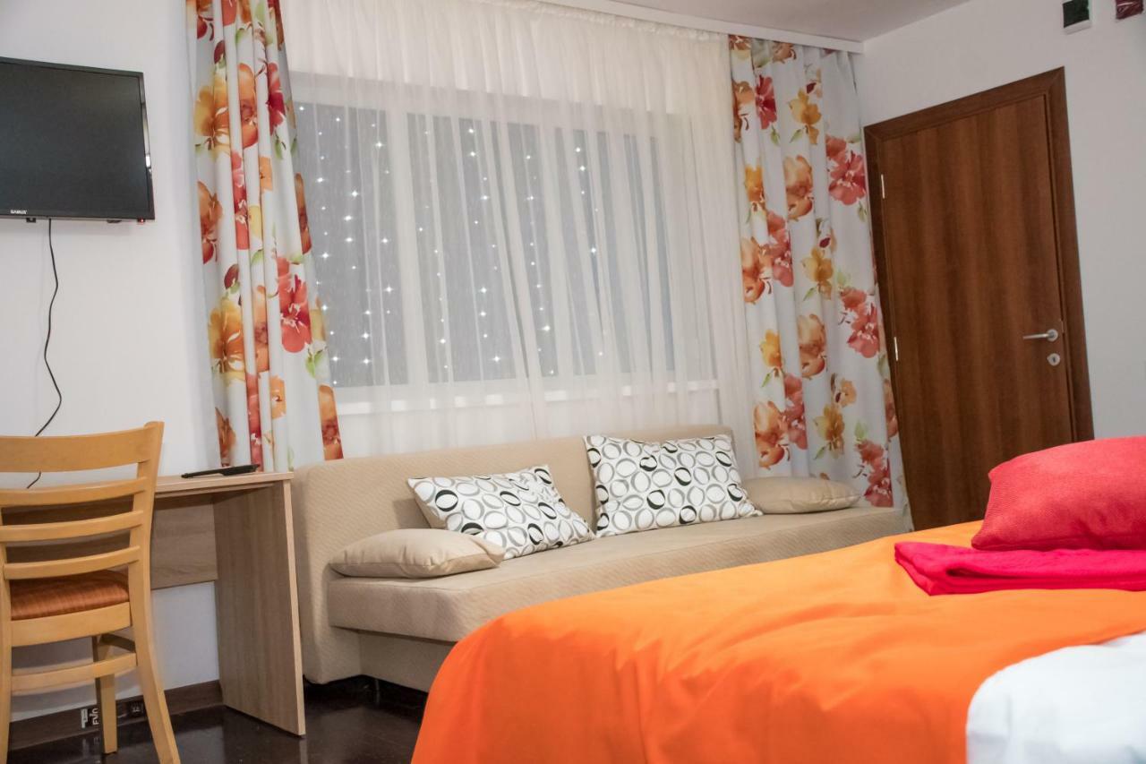 Vila Club Dioda Cicanesti Buitenkant foto
